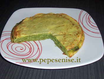 MILLEFOGLIE DI CRESPELLE CON PESTO DI CICORIA E GAMBERETTI